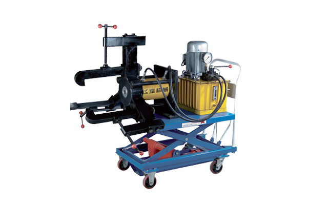 脚踏式电动拔轮器