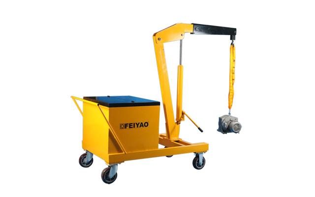 配重式液压吊车