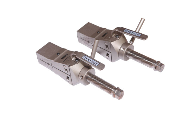 机械式同步法兰分离器